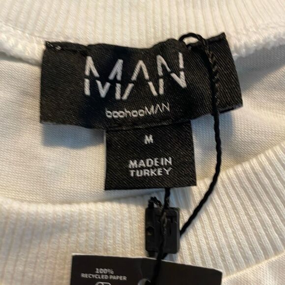 Boohoo Man Oversized Multi Badge Moto Graphic Tee M - Picture 5 of 9